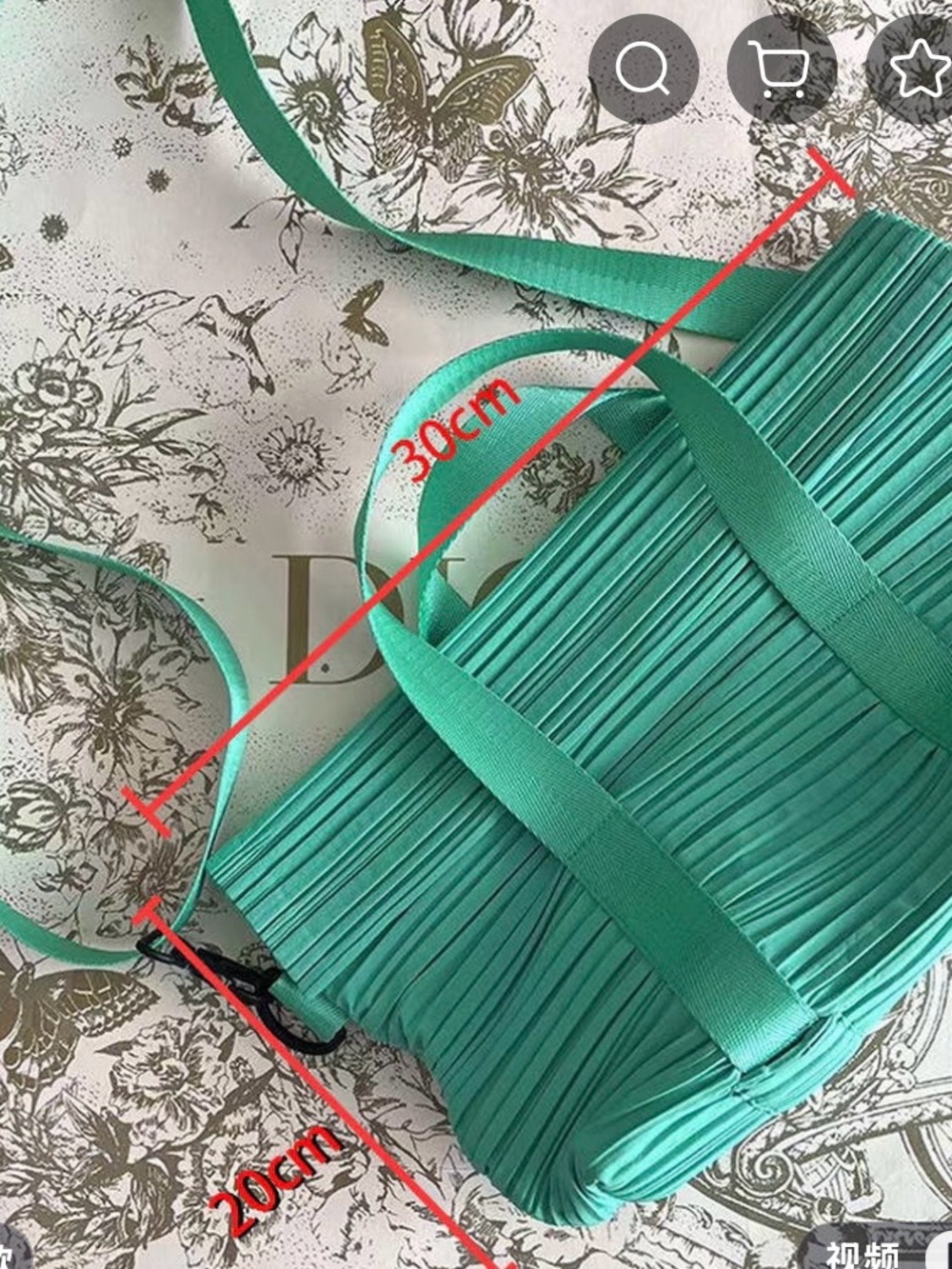 Brand new vibrant Green Pleated Shoulder Bag